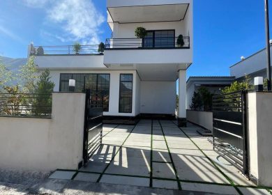 خرید ویلای نیم‌پیلوت مدرن با دابل روف‌گاردن سیسنگان منطقه آزاد نوشهر | 250 متر