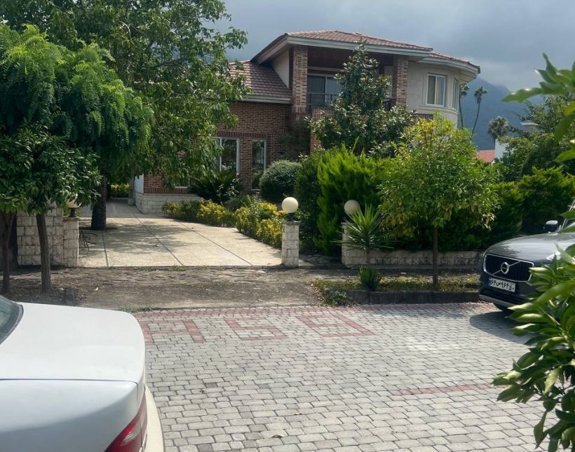 خرید ویلای باغ دوبلکس با تراس و درختان میوه نخ شمال منطقه آزاد نوشهر | 750 متر