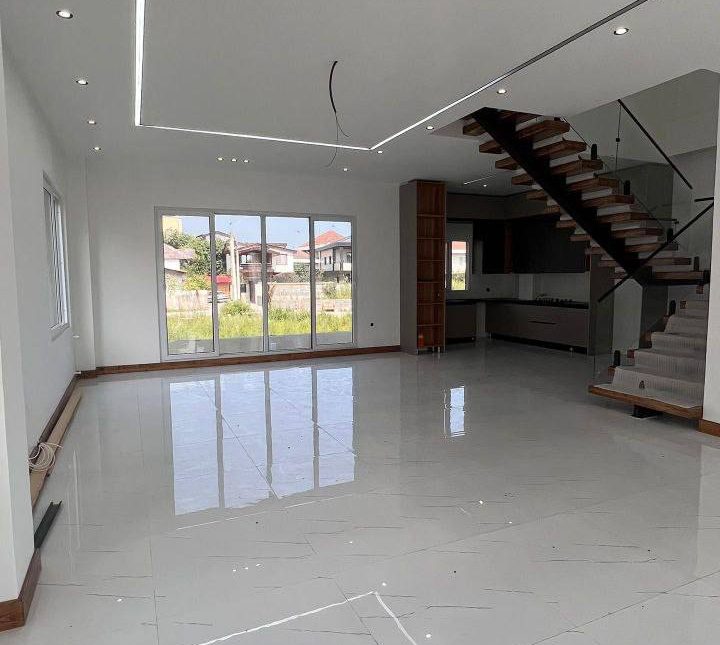 خرید ویلای دوبلکس مدرن با روف‌گاردن و ویوی ابدی چلندر نوشهر | 250 متر