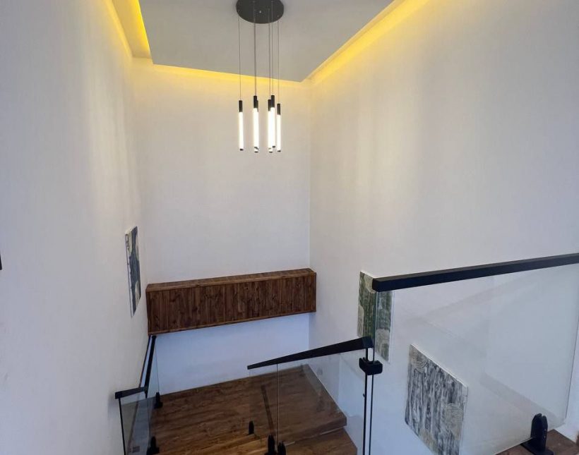 فروش ویلای دوبلکس مدرن فول فرنیش با روف‌گاردن چلندر نوشهر | 350 متر