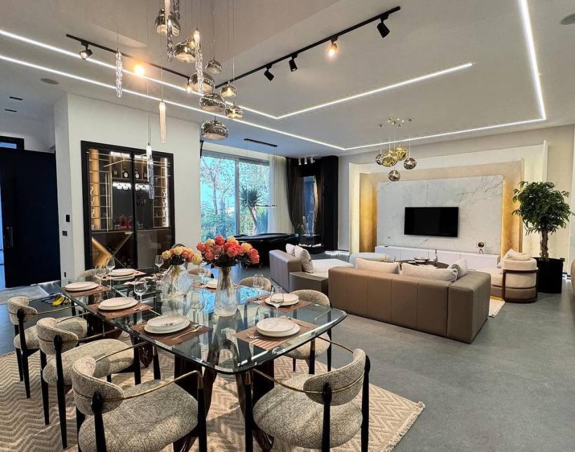 فروش ویلای تریبلکس ساحلی فوق لوکس با ۵ خواب مستر قطعه اول دریا | 1200 متر