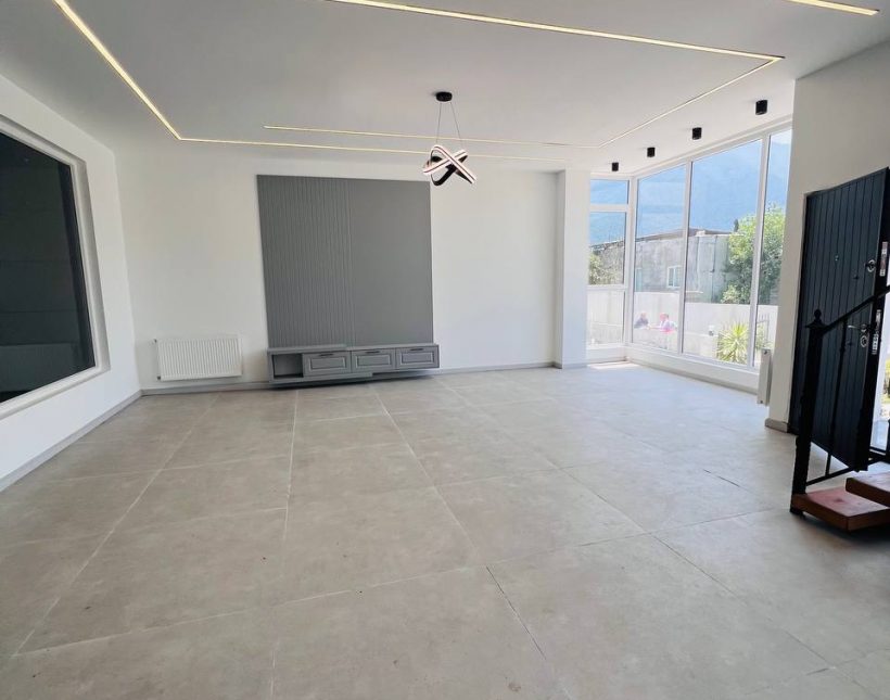 خرید ویلا دوبلکس نوساز منطقه آزاد نوشهر چلندر | 300 متر