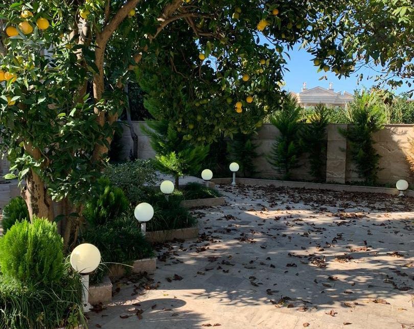 فروش کاخ ویلا سند دار و مشجر مستقل چمستان | ۳۲۰ متر