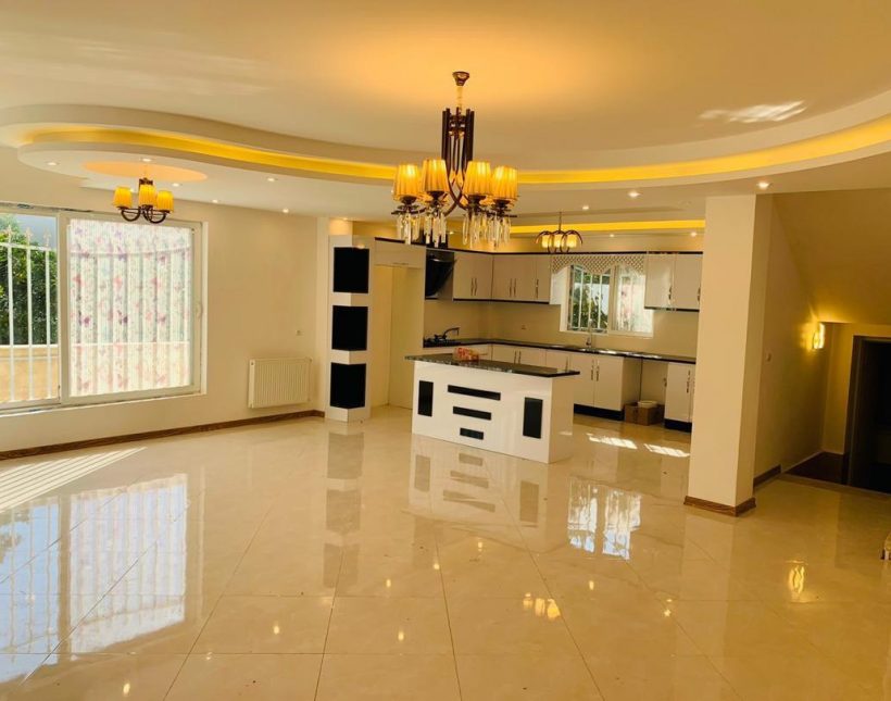 فروش کاخ ویلا سند دار و مشجر مستقل چمستان | ۳۲۰ متر