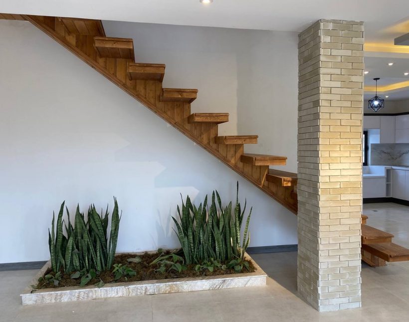 فروش ویلا نیم پیلوت مدرن و سند دار نور | ۲۴۰ متر