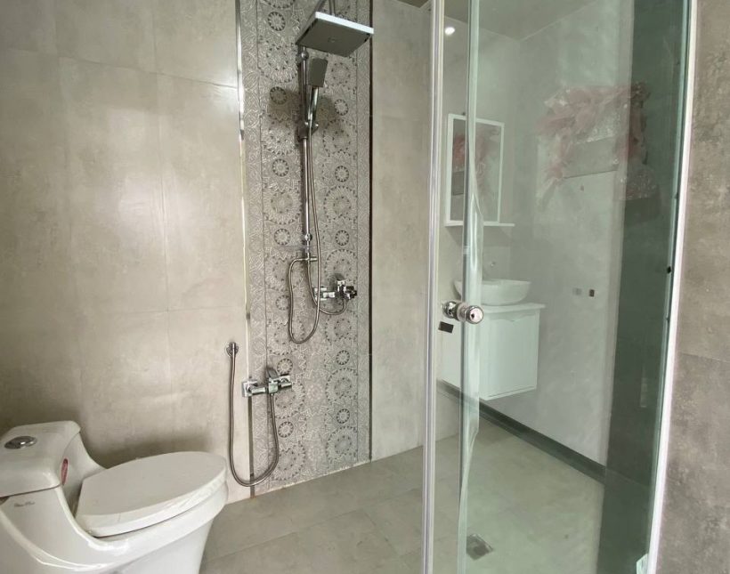 فروش ویلا نیم پیلوت مدرن و سند دار نور | ۲۴۰ متر