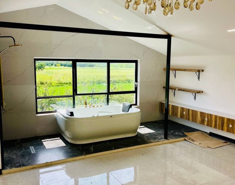 فروش ویلا فلت نما انگلیسی نوساز و جکوزی دار چمستان | ۲۰۰ متر