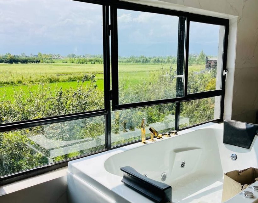 فروش ویلا فلت نما انگلیسی نوساز و جکوزی دار چمستان | ۲۰۰ متر