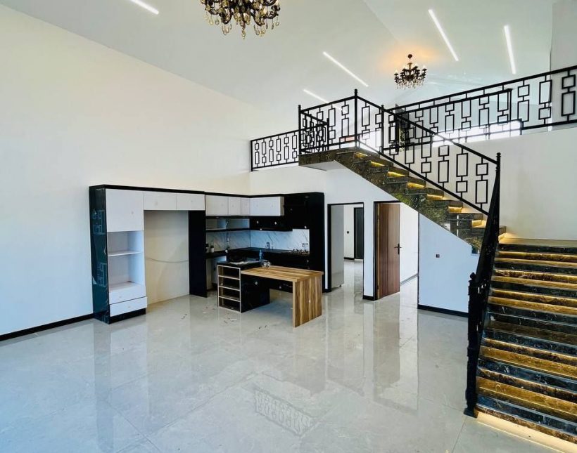 فروش ویلا فلت نما انگلیسی نوساز و جکوزی دار چمستان | ۲۰۰ متر