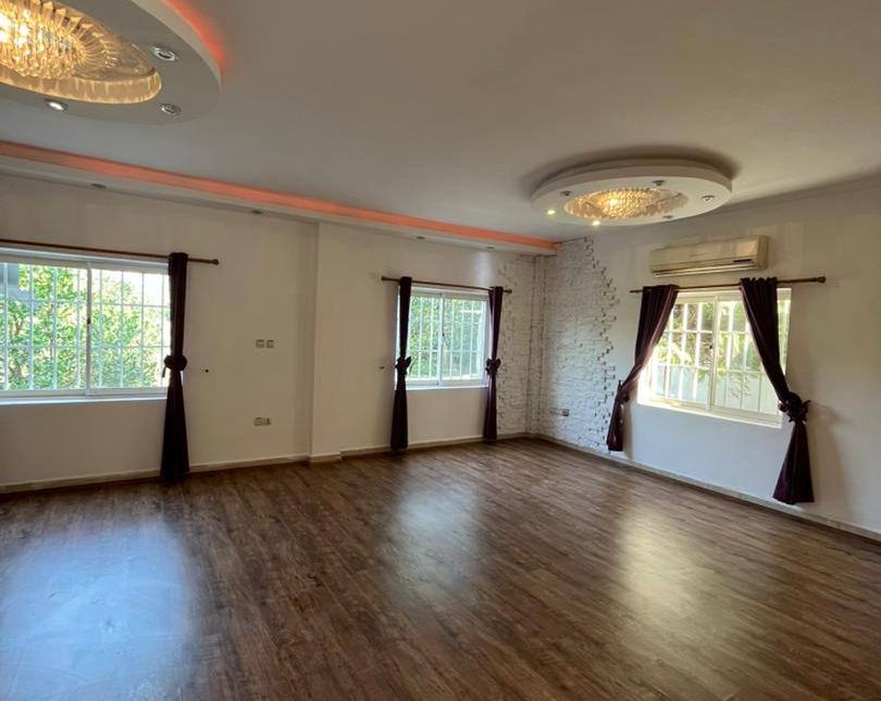 خرید ویلا دوبلکس شهرکی و سند دار نور | ۲۶۰ متر