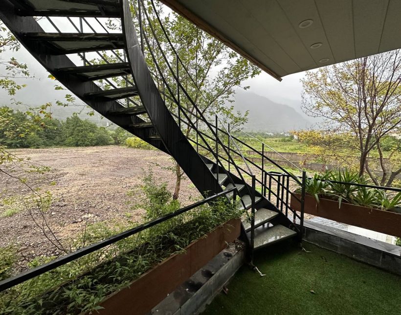 خرید ویلا دوبلکس استخردار و فول فرنیش رویان | ۳۰۰ متر