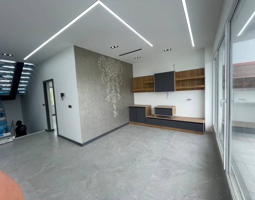 خرید ویلا تریبلکس نوساز چلک نوشهر شهرکی استخردار | 350 متر