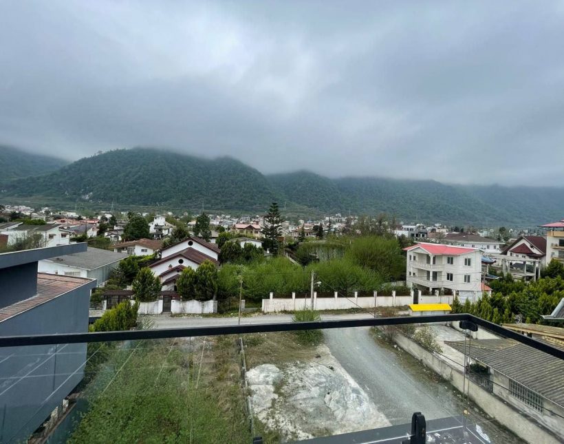 خرید ویلا تریبلکس نوساز چلک نوشهر شهرکی استخردار | 350 متر