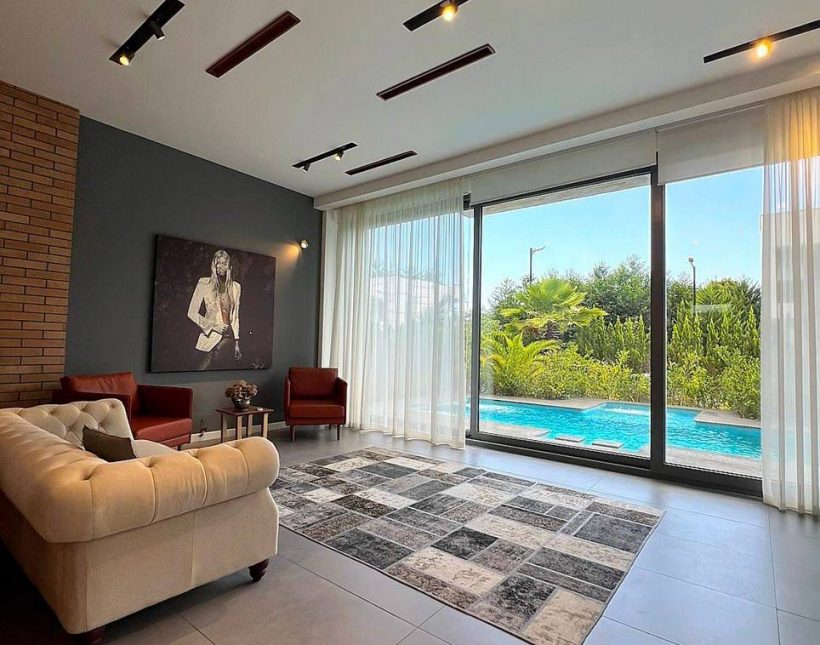 خرید ویلای ۵۰۰ متری سند دار مبله با استخر چلک نوشهر | ۵۰۰ متر