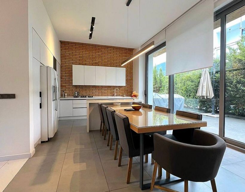 خرید ویلای ۵۰۰ متری سند دار مبله با استخر چلک نوشهر | ۵۰۰ متر