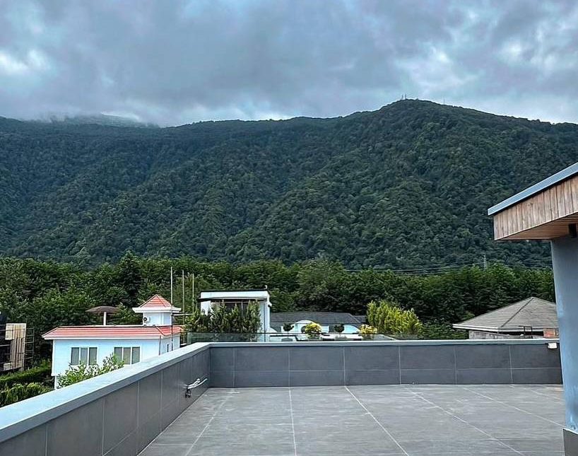 خرید ویلای ۵۰۰ متری سند دار مبله با استخر چلک نوشهر | ۵۰۰ متر