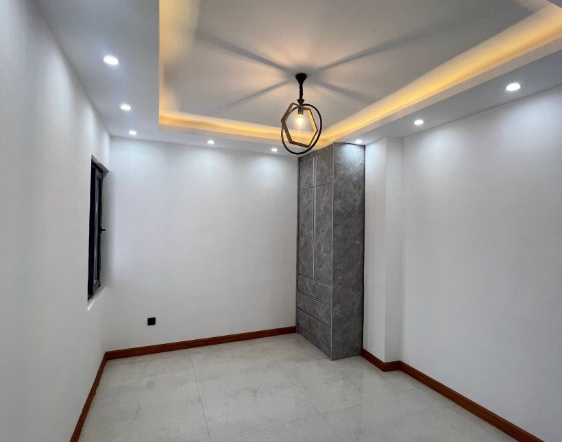 فروش ویلا لوکس و مدرن ویو جنگل ۲۵۰ متر بنا نور | ۲۱۰ متر