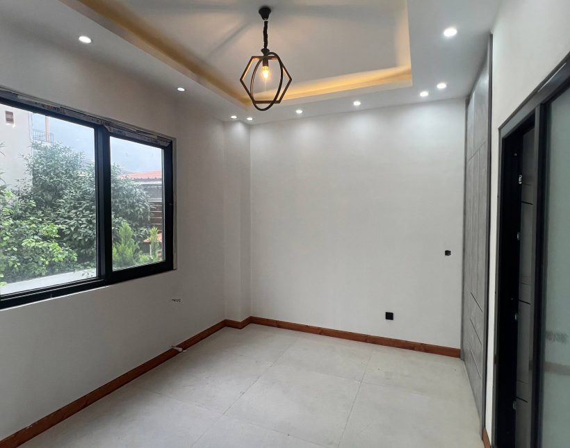 فروش ویلا لوکس و مدرن ویو جنگل ۲۵۰ متر بنا نور | ۲۱۰ متر