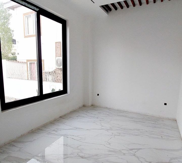 فروش باغ ویلا تاپ لوکیشن منطقه برند سیاهرود رویان | 600 متر