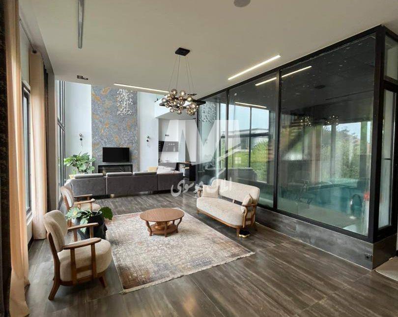 خرید ویلا دوبلکس استخردار و فول فرنیش رویان | ۳۵۰ متر