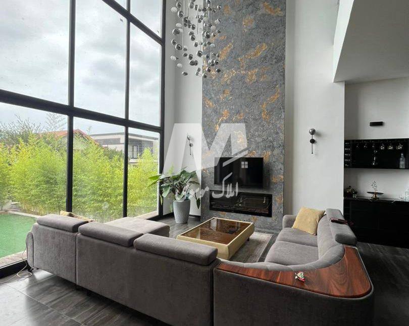 خرید ویلا دوبلکس استخردار و فول فرنیش رویان | ۳۵۰ متر