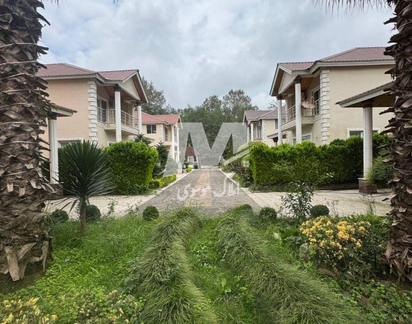 خرید ویلا باغ شهرکی قطعه ۱ جنگل باسند د الیمالات نور | ۳۰۰ متر