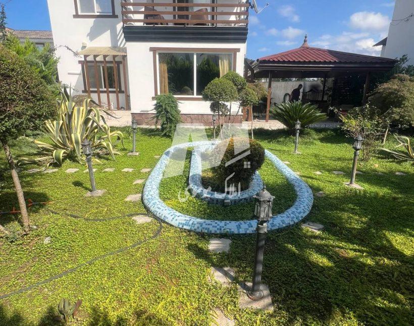 فروش ویلا باغ ۵۸۰ متری سند دار شهرکی ونوش نوشهر جنگلی | ۵۸۰ متر