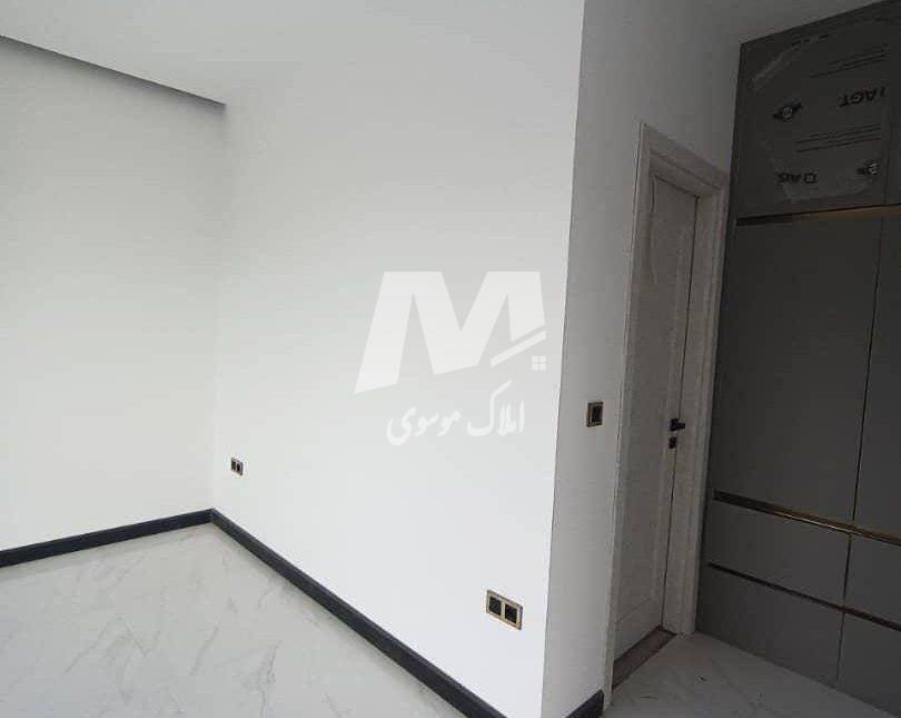 خرید ویلا دوبلکس استخردار و سند تک برگ رویان | ۴۲۰ متر