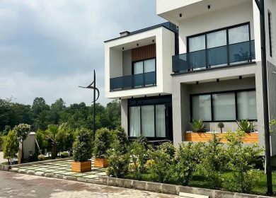 خرید ویلای مدرن دوبلکس با استخر داخل شهرک در گنجیاب نور | ۴۰۰ متر