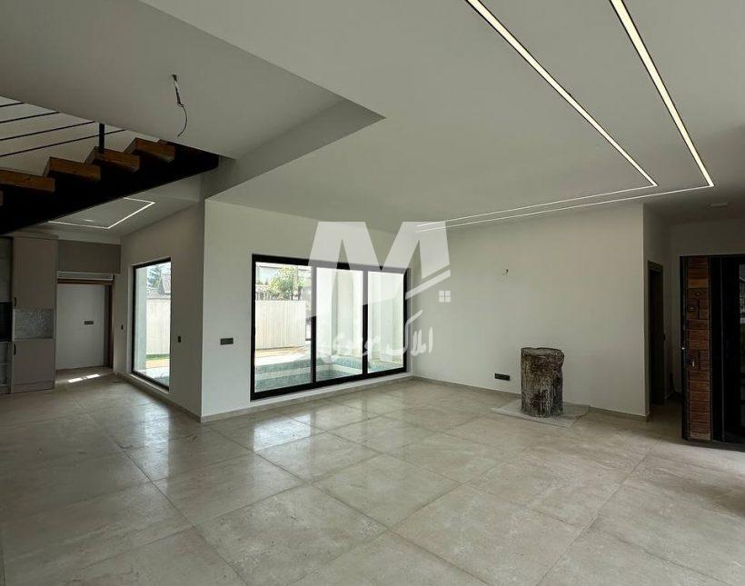 خرید ویلای مدرن دوبلکس با استخر داخل شهرک در گنجیاب نور | ۴۰۰ متر