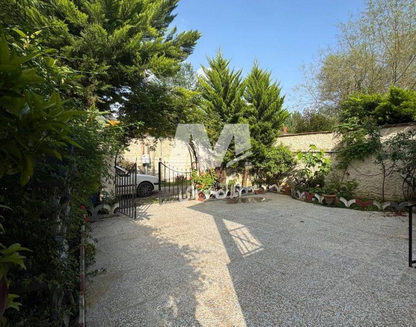 خرید ویلا دو خواب 230 متری آپادانا چمستان | 230 متر