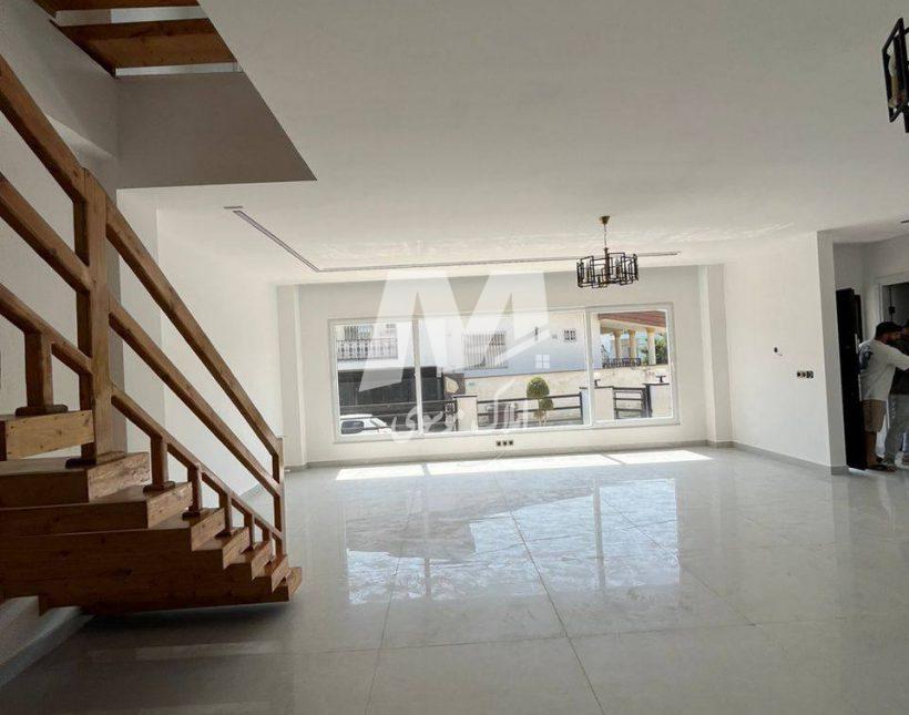 فروش ویلا دوبلکس استخر داخلی و سند دار رویان | ۲۲۰ متر