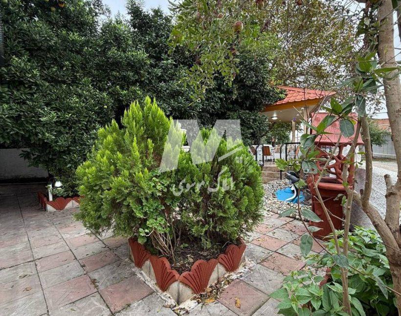 فروش ویلا نیم پیلوت فول فرنیش و سند دار نور | ۲۴۰ متر