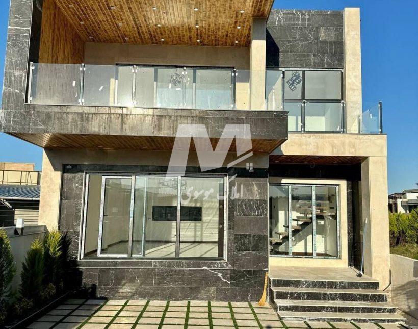 فروش ویلا تریبلکس 230 متری سند تک برگ منطقه برند آپادانا چمستان | 230 متر