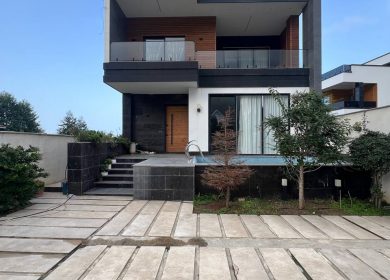 فروش ویلا دوبلکس نما مدرن استخردار منطقه وازیوار نوشهر | 350 متر