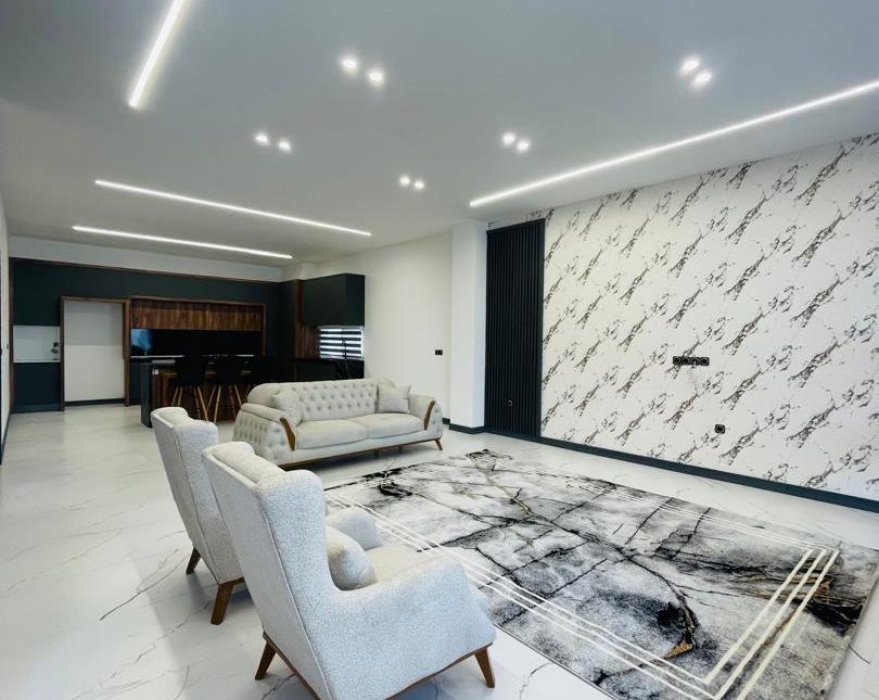 فروش ویلای فول‌فرنیش استخردار شهرک برند ونوش سیسنگان | ۲۸۰ متر