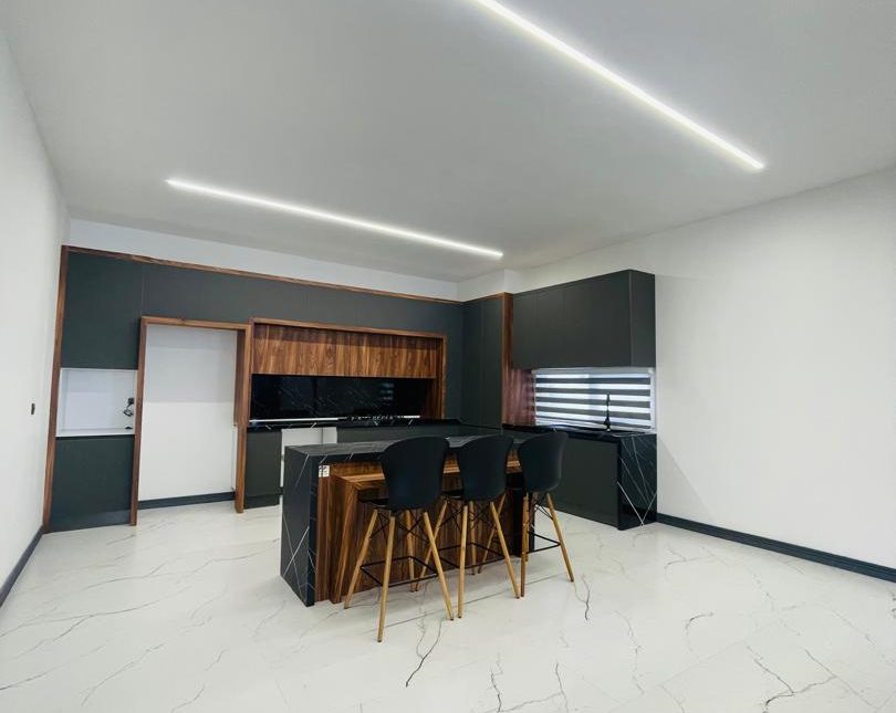 فروش ویلای فول‌فرنیش استخردار شهرک برند ونوش سیسنگان | ۲۸۰ متر