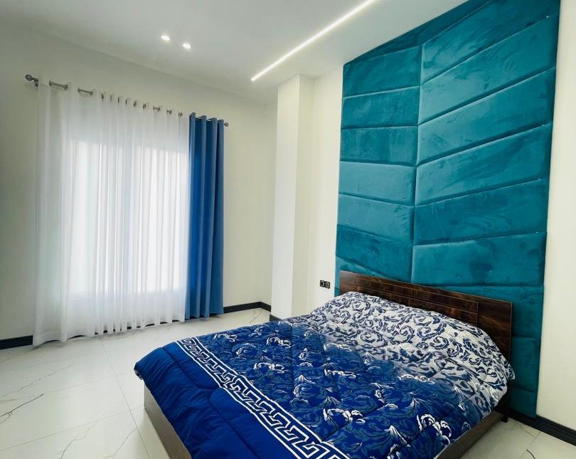 فروش ویلای فول‌فرنیش استخردار شهرک برند ونوش سیسنگان | ۲۸۰ متر