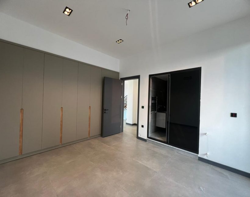 خرید ویلا دوبلکس استخردار سیسنگان | ۴۵۰ متر