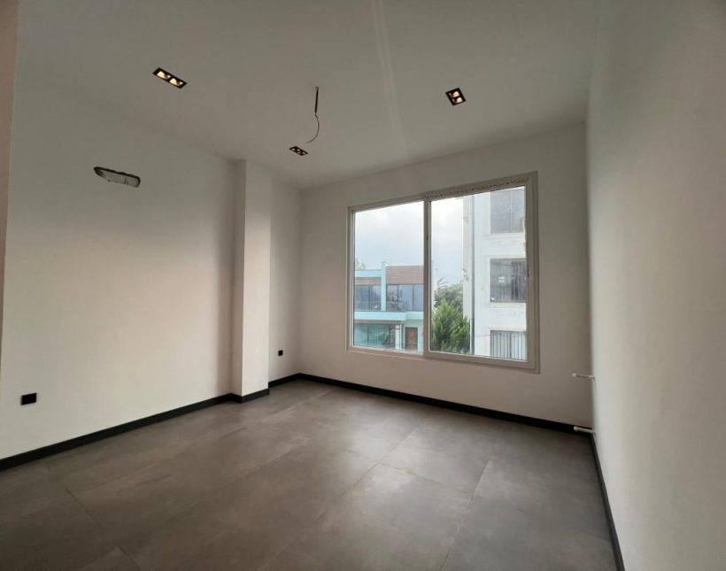 خرید ویلا دوبلکس استخردار سیسنگان | ۴۵۰ متر