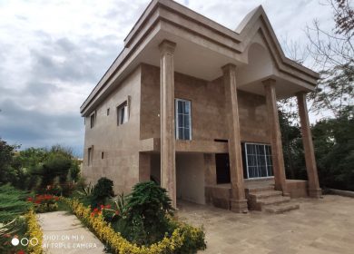 خرید ویلا نما سنگ ۳۷۰ متری در رمشی چمستان | ۳۷۰ متر