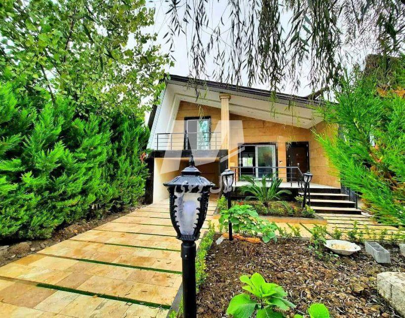 خرید ویلا باغ ۳۲۰ متری با روف در اناده چمستان | ۳۲۰ متر