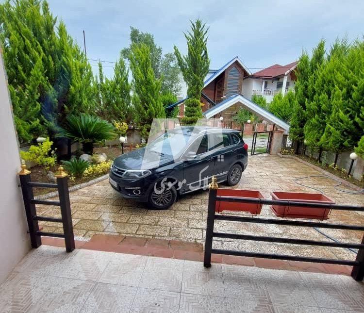 فروش باغ ویلا نیم پیلوت 300 متری منطقه سیاهرود رویان | 300 متر