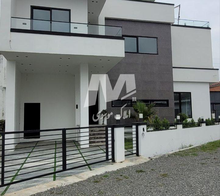 خرید ویلا مدرن 300 متری منطقه وازیوار نوشهر | 290 متر