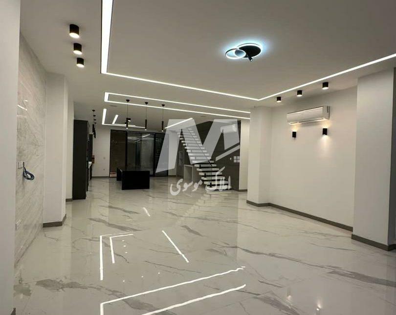 فروش ویلای دوبلکس استخردار ۵۰۰ متری نور | ۵۰۰ متر