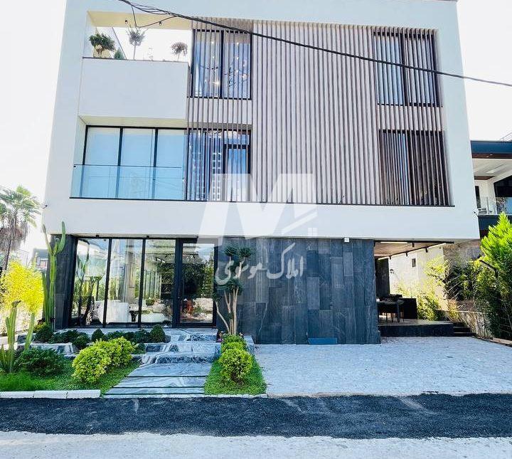 خرید ویلا لوکس ۴۰۰ متری در سعادت آباد چمستان | ۴۰۰ متر