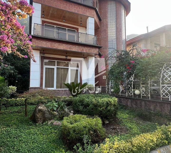 خرید ویلا ۳۵۰ متری شهرکی در الیمالات نور | ۳۵۰ متر