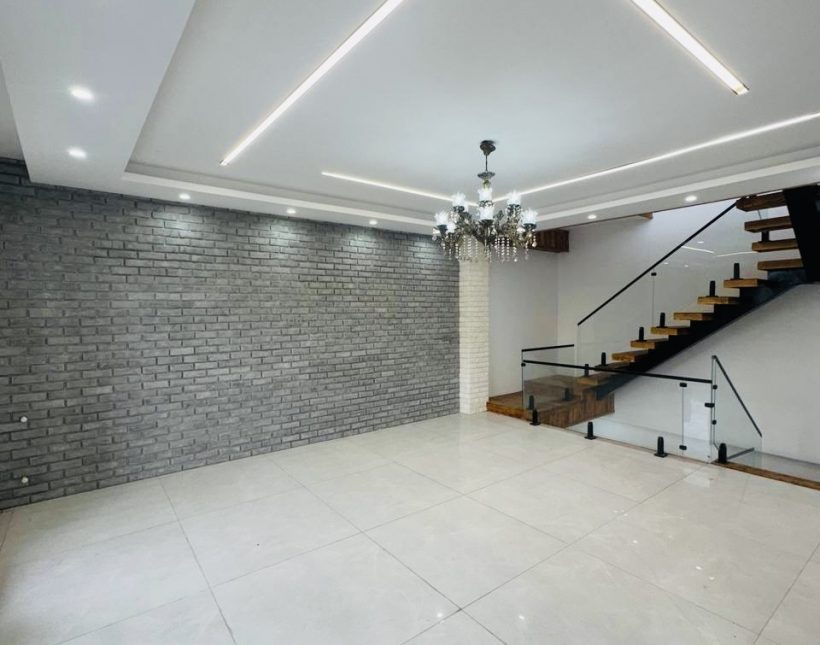 خرید ویلا در چمستان همصفا ۲۷۰ متری اسناد مدارک کامل | ۲۷۰ متر