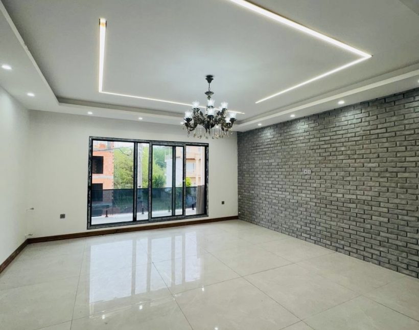 خرید ویلا در چمستان همصفا ۲۷۰ متری اسناد مدارک کامل | ۲۷۰ متر