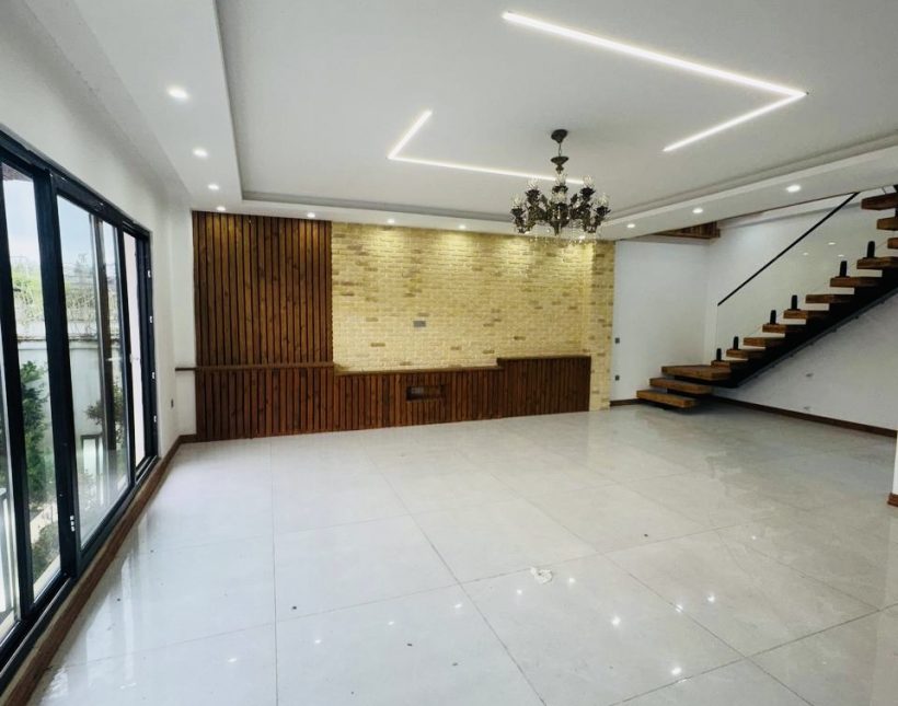 خرید ویلا در چمستان همصفا ۲۷۰ متری اسناد مدارک کامل | ۲۷۰ متر